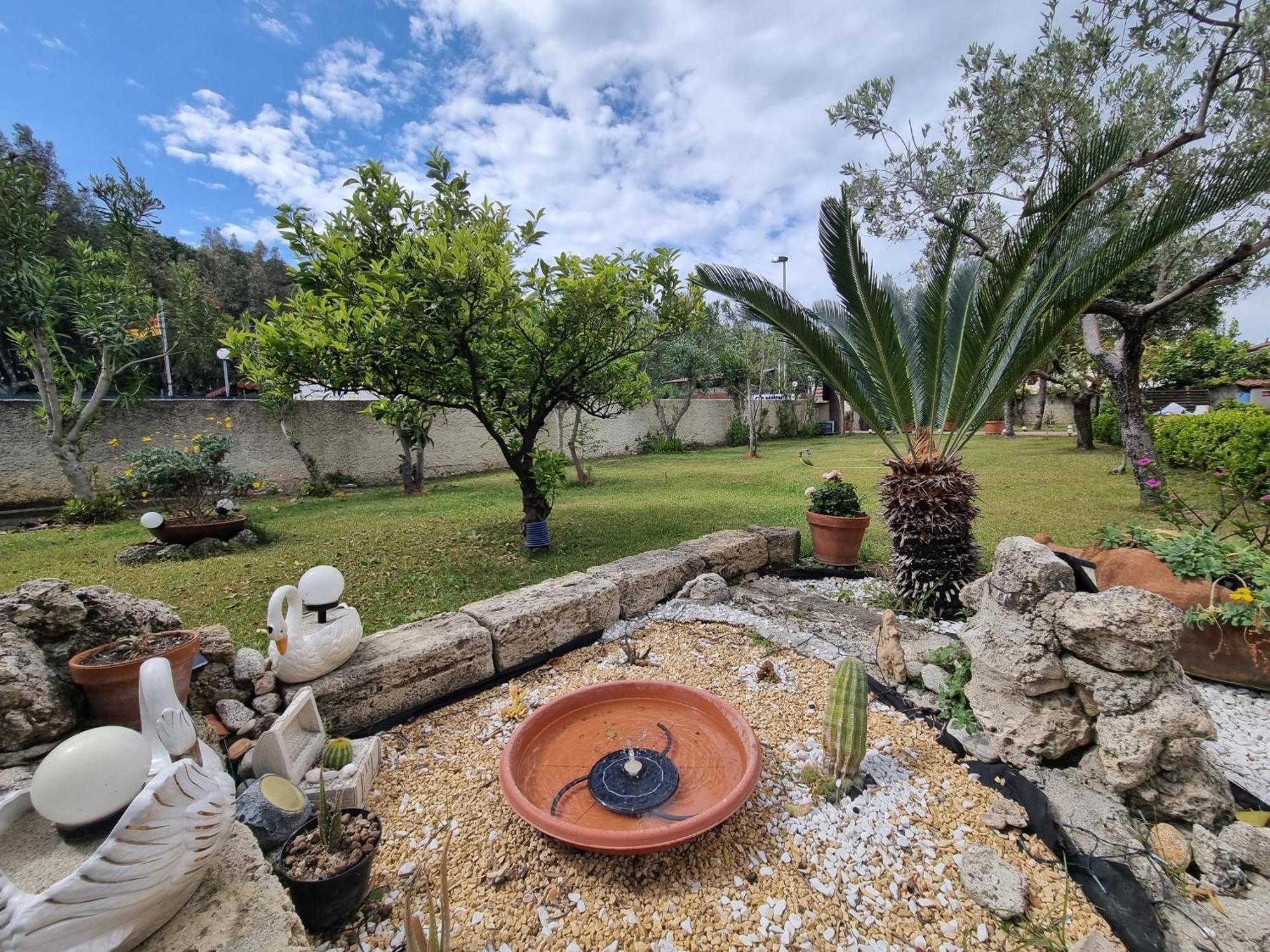 Villaggio Camping Lungomare Cropani Exterior photo